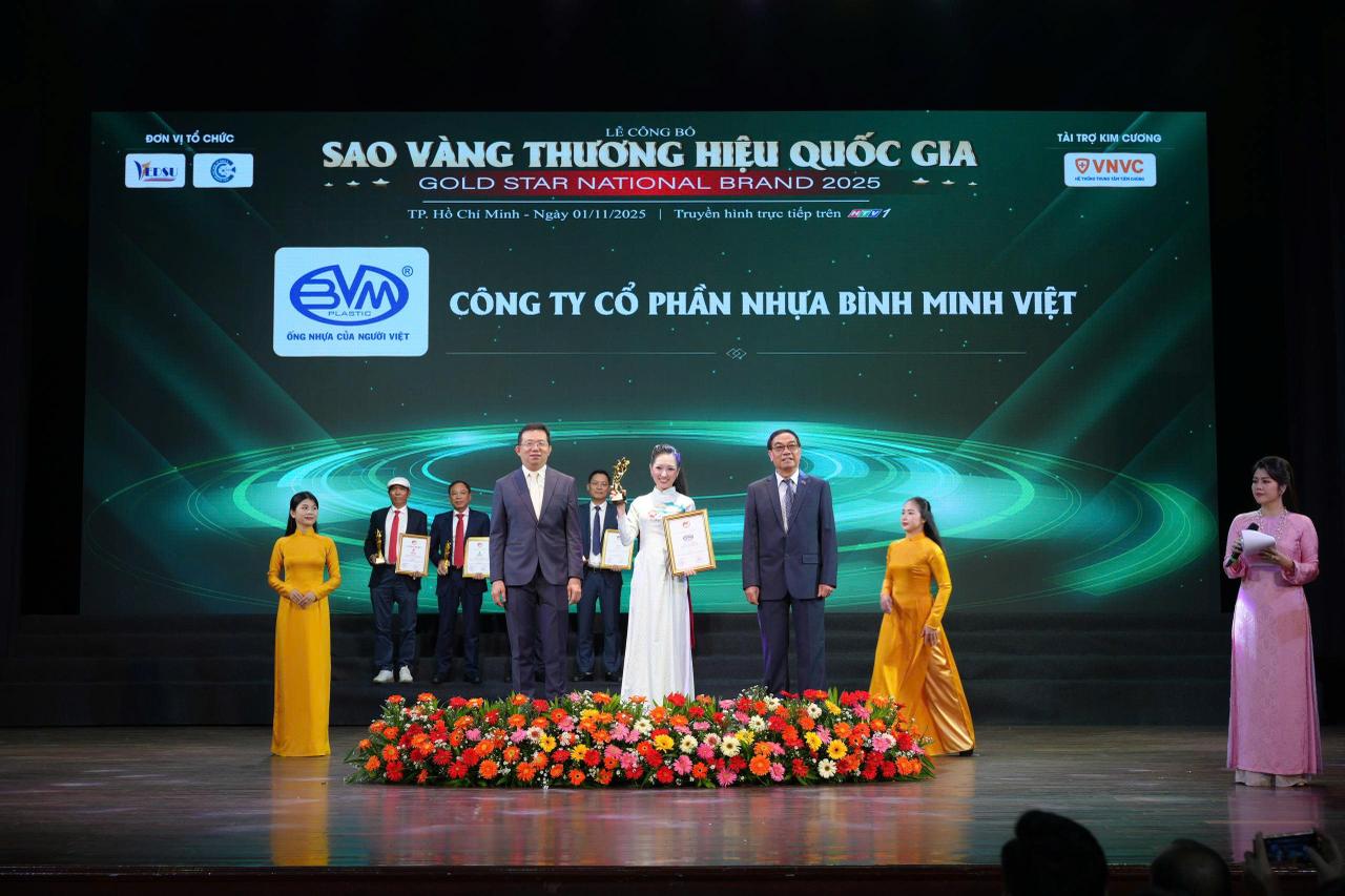 photo 2025 11 05 09 42 32 - Binh Minh Viet Plastic Joint Stock Company Honored to Receive the Top 10 Vietnam Golden Star – National Brand Award - Công ty cổ phần Nhựa Bình Minh Việt